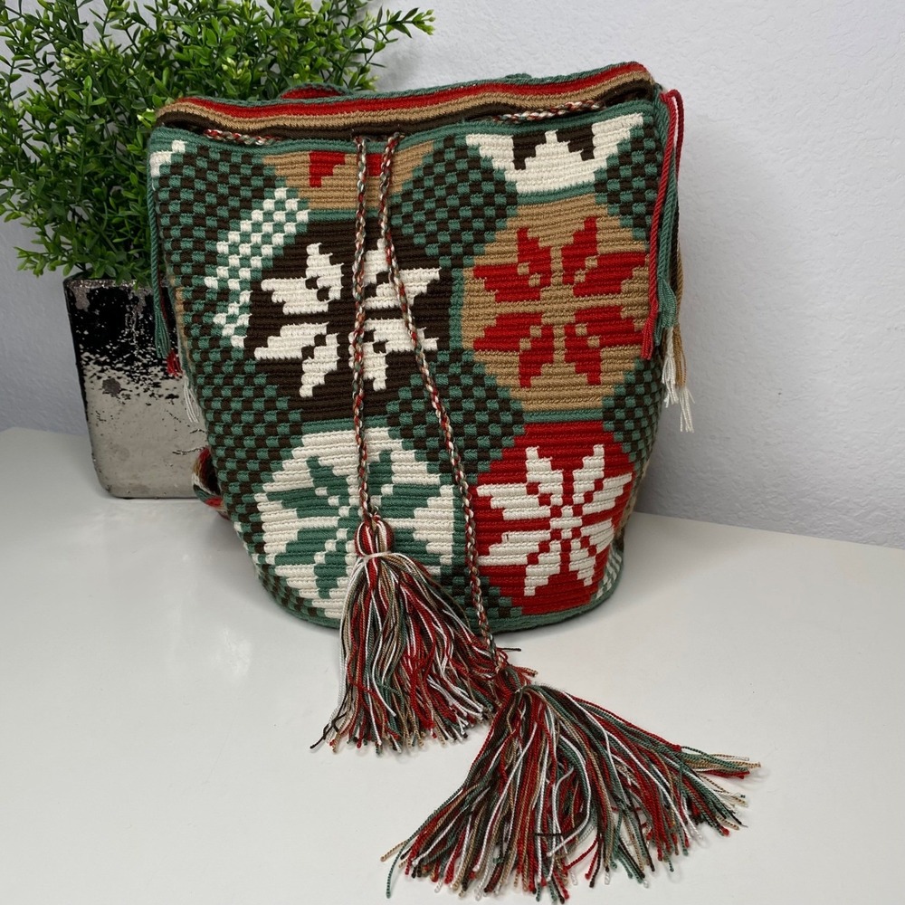 Handwoven Wayuu Mochila Boho‎ Crossbody Bucket Bag Geometric Tassel Green Red